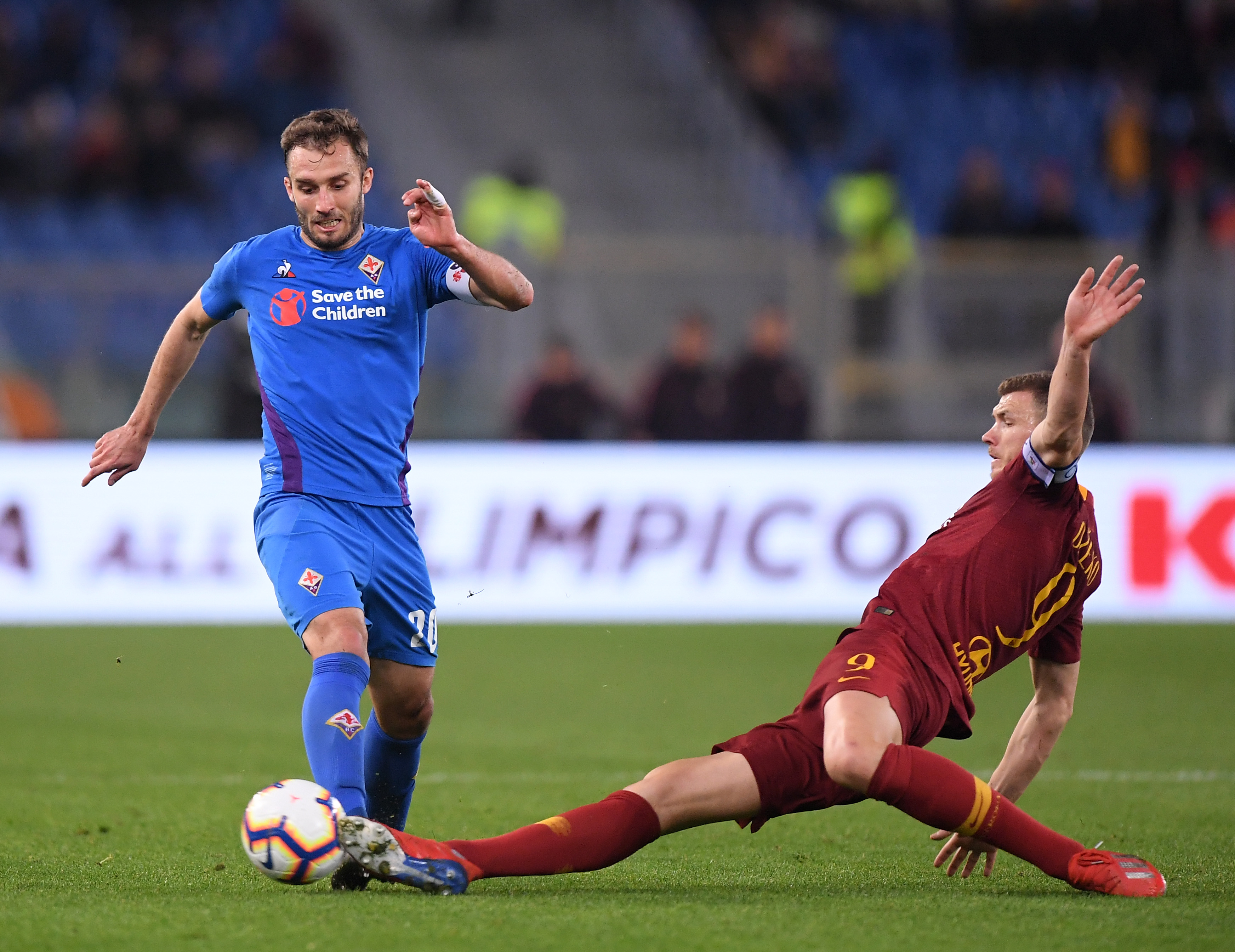 皇家马德里防守危机：对阵阿拉维斯的挑战（皇马防线告急：阿拉维斯之战面临严峻考验）