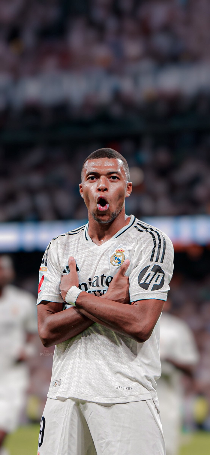 长传精准到像遥控（长传如遥控般精准）