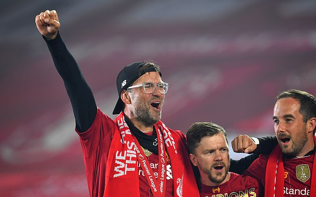 西甲半场：多兰造点，费尔南德斯点射，西班牙人1-0巴列卡诺（西甲半场战报：多兰造点，费尔南德斯点球命中，西班牙人暂1-0领先巴列卡诺）