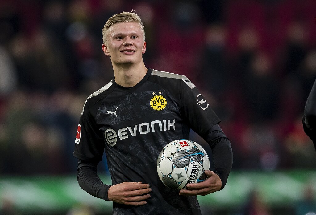 其他大洲足球中北美：哥斯达黎加出师不利，库拉索或成新军（中北美赛场：哥斯达黎加开局不利，库拉索有望崛起为新势力）