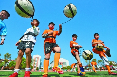 欧冠球员荣誉榜：最佳射手榜更新,（欧冠荣誉速览：最新射手榜出炉）
