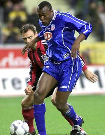 记者：不清楚利物浦是否会提高报价，但斯洛特渴望得到伊萨克（记者：利物浦是否加价仍未知，斯洛特盼引进伊萨克）