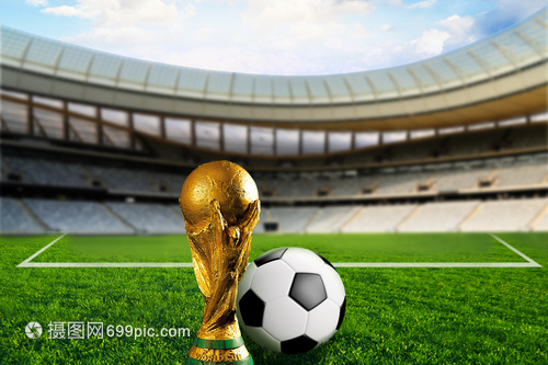 记者：莱万腿筋不适缺席训练，将无缘本轮国王杯比赛（记者：因腿筋不适缺席训练，莱万无缘本轮国王杯）