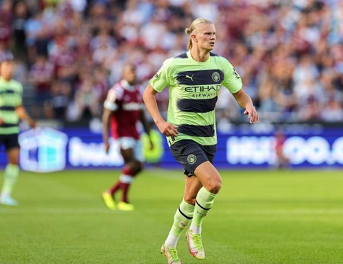 这队打得太团队了（这队配合太默契了）