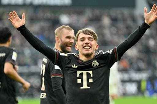 比利时11月世预赛大名单：库尔图瓦领衔，多库、特罗萨德在列（比利时公布11月世预赛名单：库尔图瓦领军，多库、特罗萨德入选）