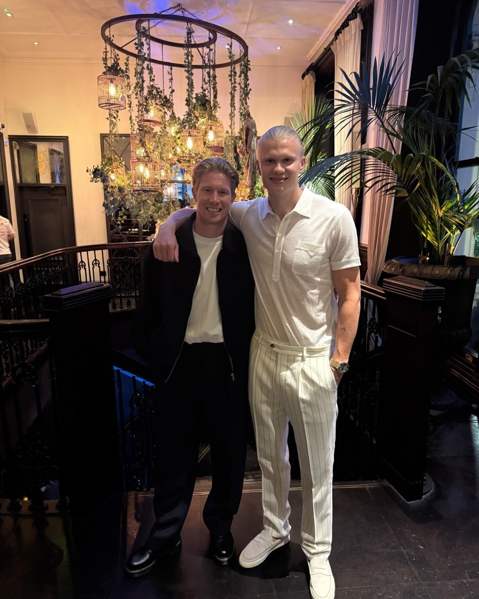 里程碑之战，恩里克迎来执教生涯第400场俱乐部赛事（里程碑时刻：恩里克迎来俱乐部执教第400战）