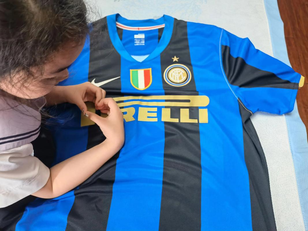 欧冠小组赛抽签结果出炉（欧冠小组赛分组揭晓）